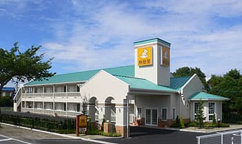 ファミリーロッジ旅籠屋・湾岸長島店