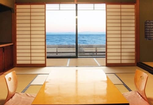 会席料理・お宿　しぼりや 2