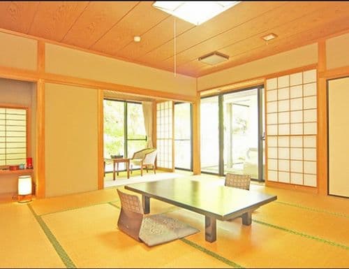 国定公園　揖斐峡　揖斐川丘苑 2