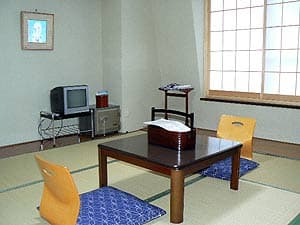 ビジネスホテルアゼリア 2