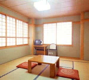 リポーズハウス上野館 2