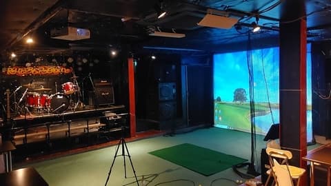 ゴルフバー＆ライブハウスRUBBERSOUL