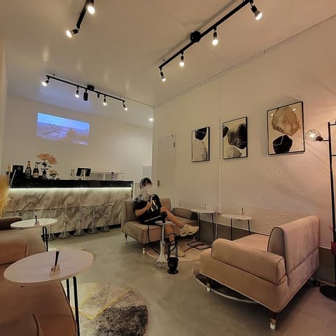 CAFE LOUNGE & SHISHA ANEMONE アネモネ