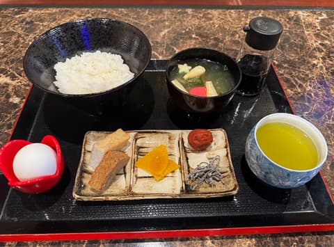 カラオケ喫茶AOYAMA アオヤマ