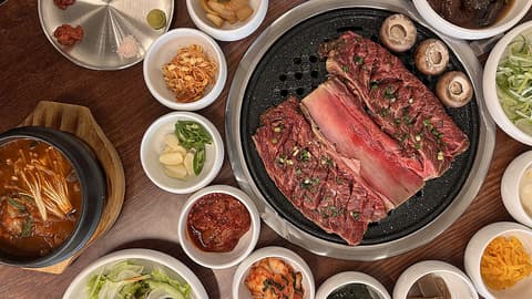 新大久保　美食堂（ミシクタン）