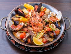 ビストロ でんでんむし 2