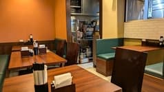 DALBHAT EATERY AND ASIAN FOOD BAZAR ダルバトイーテリアンドアジアンフードバザー 2