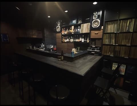Cafe & Bar CAOL ILA  カフェアンドバー カリラ