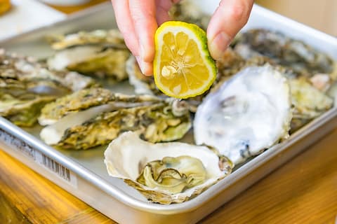 牡蠣料理あきつ丸