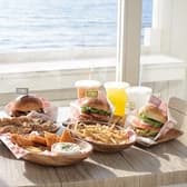 TEDDY'S BIGGER BURGERS 北谷店 3