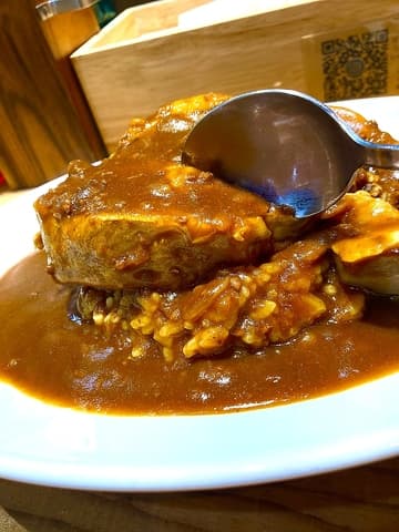 ゴマジェットカフェカレー