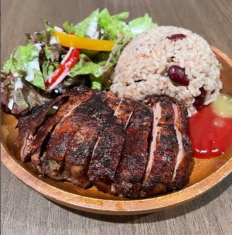 Jah Jah Chicken SHOKUDO ジャージャーチキンショクドウ