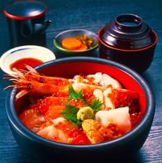 おけしょう鮮魚の海中苑 2