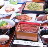 和食と名代うなぎの新見世 3