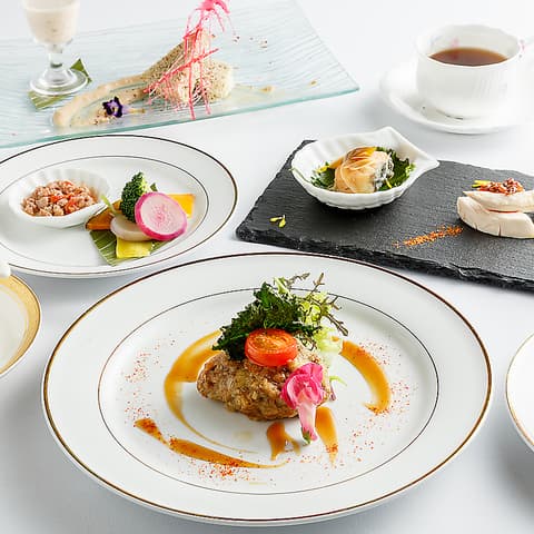 ASIAN RESORT DINING Khaao Chee