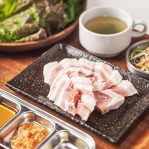 韓辛デリ 神戸三宮生田ロード店