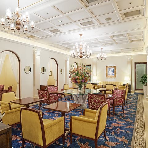 ロイヤルクリスタルカフェ 銀座店