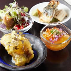 炭火焼酒楼おいしかよ。 2