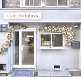 Cafe Holidays 3