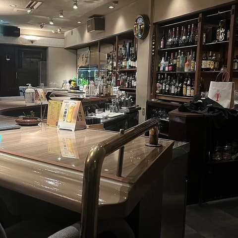 ショットバー EAST