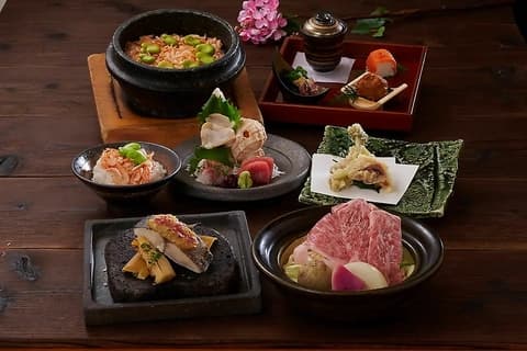 Dynamic Kitchen & Bar 響 品川店