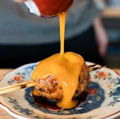 鳥料理と炭火焼　鶏やま 2