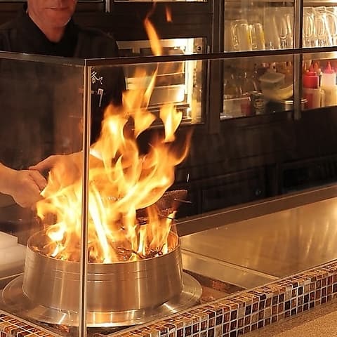 鉄焼酒房 蜂ヤ 中新地店