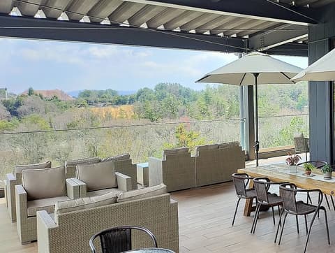 Terrace cafe 織部