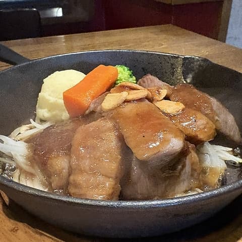 鉄板ダイニングjuju ジュジュ