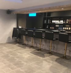 casual bar friends akasaka 2