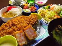 とんかつ&サラダビュッフェ 弁慶石内店 2