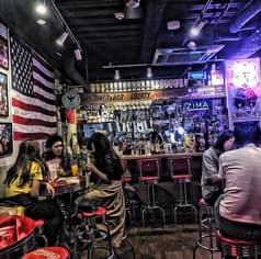 DINER & BAR LIBERTY リバティー 天神 2