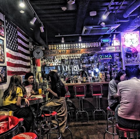 DINER & BAR LIBERTY リバティー 天神