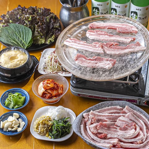 おさるのかごや