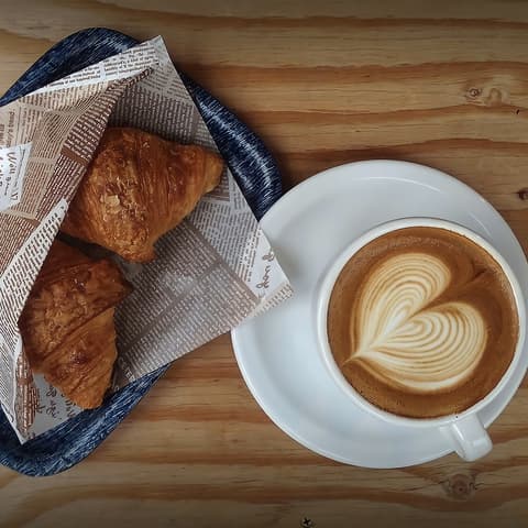 MONDIAL KAFFEE 328 GUT WOLF