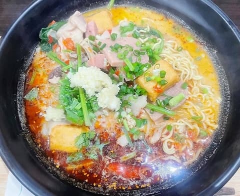 愛辣無優マーラータン 心斎橋店