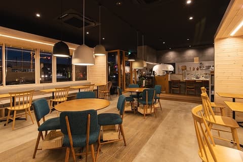 PIZZERIA CON CUORE ピッツェリア コンクオーレ