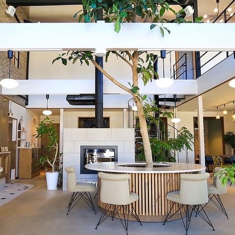 KIIIYA cafe&hostel きーや