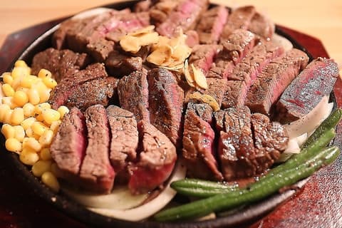 鉄板バル HACHIROKU 光の森