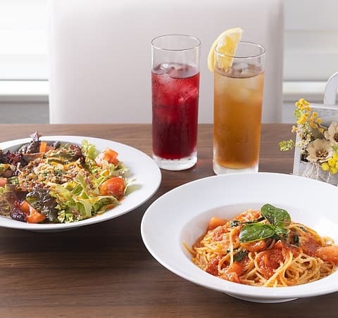 CAFE DINING HIKARI カフェ ダイニング ヒカリ