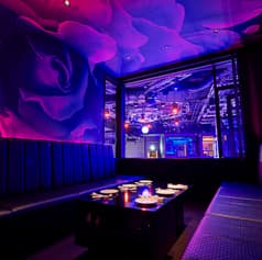 R3 VIP LOUNGE アールスリーヴィップラウンジ 2