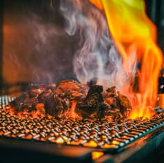 炭と肴 かがり火 2