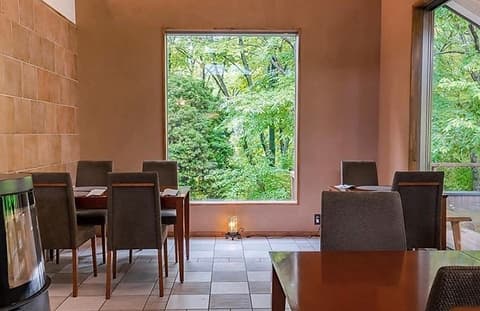 サーラカリーナ瀬の本店