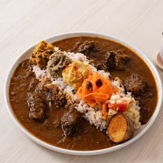 熟成スパイス薬膳カレーと生プリンの店 鎌倉８こまち 2