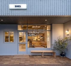 DOG GOODS&CAFE SHEi ドッググッズアンドカフェシー 2