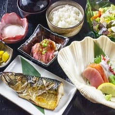 昼は定食 夜は酒場 大衆食堂みなみ 2