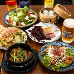 沖縄料理と酒場めしゆぅじ小 2