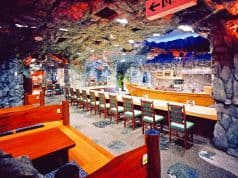 札幌かに本家 栄中央店 かにの穴 洞窟ビアホール 2