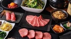 炭火焼肉 いずみの  2