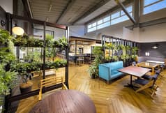 カフェ レストラン&バー 舷 GEN 2